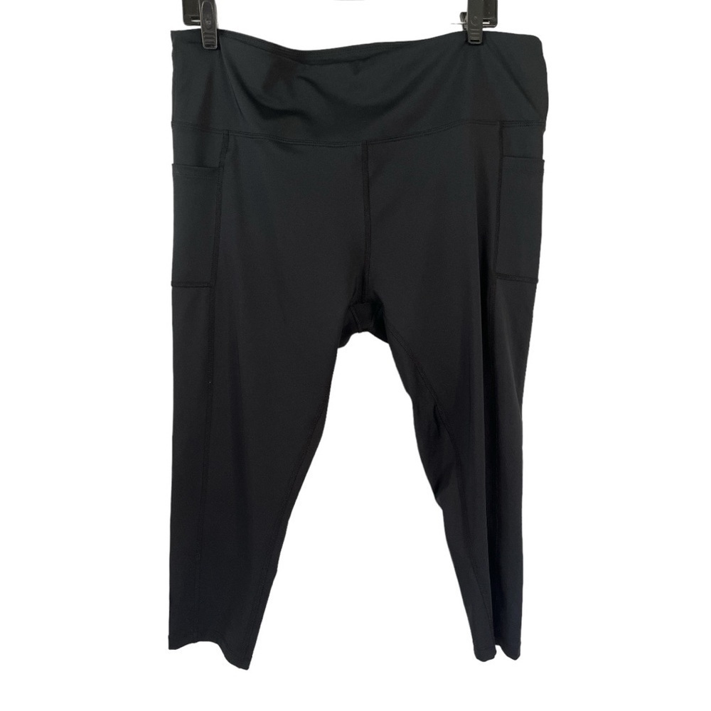 Black workout capri leggings size 2X GUC